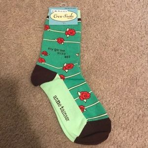 Add to bundle free with a $20 purchase!